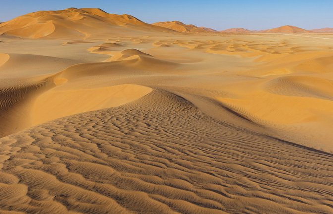 Die Große Arabische Wüste erstreckt sich vom Jemen über den Persischen Golf und Oman bis nach Jordanien und den Irak über eine Fläche von 1.855.000 Quadratkilometer.<span class='image-autor'>Foto: Imago/McPHOTO</span>