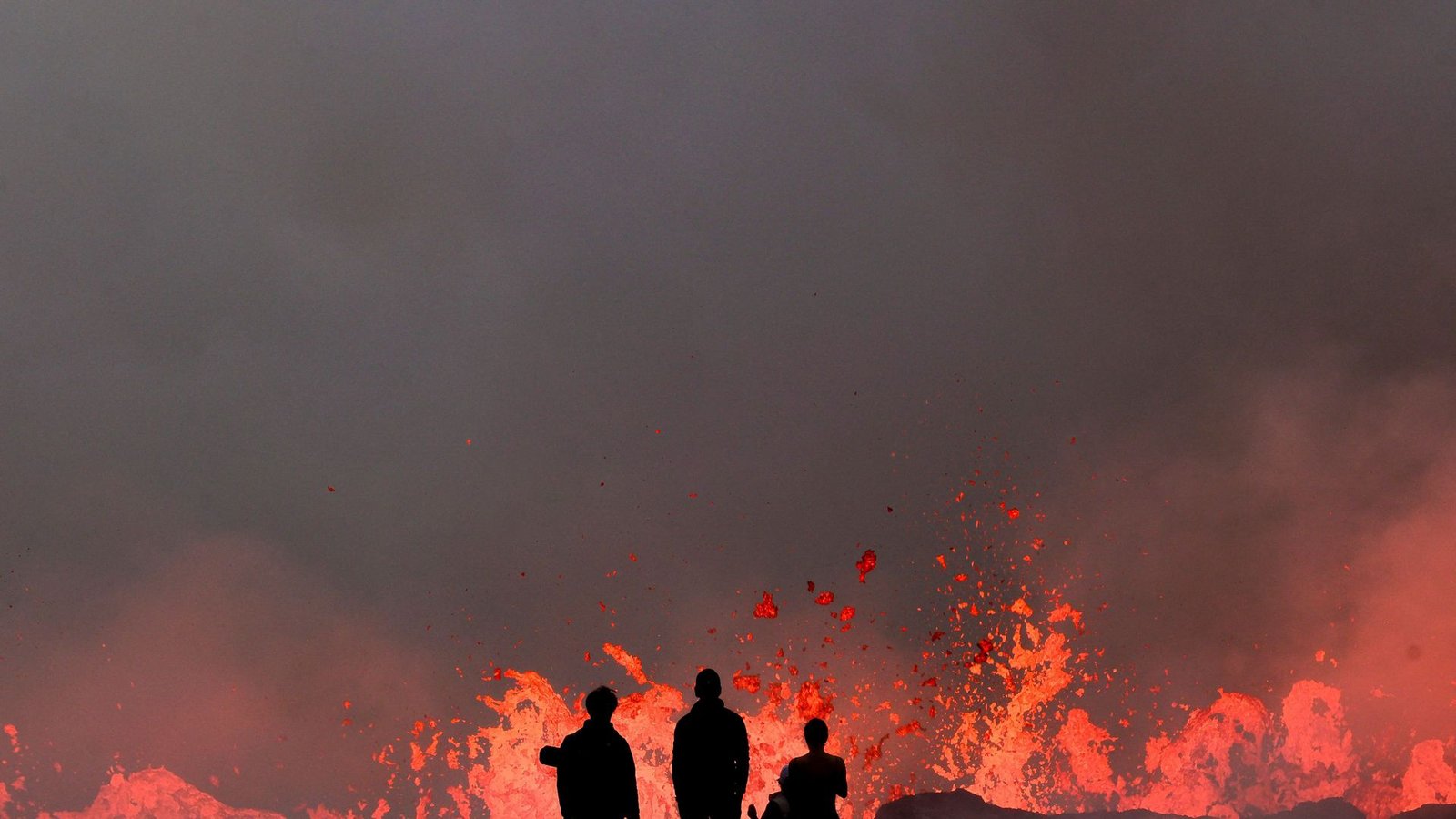 Diese Art von Ausbruch wird auch als Spalteneruption bezeichnet. Sie führt in der Regel nicht zu großen Explosionen oder riesigen Aschesäulen.Foto: AFP/Kristin Magnusson