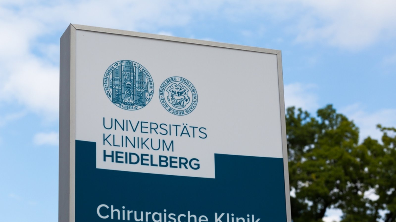 Die Uniklinik hat es auf Platz 14 geschafft.Foto: Chris Redan / shutterstock.com