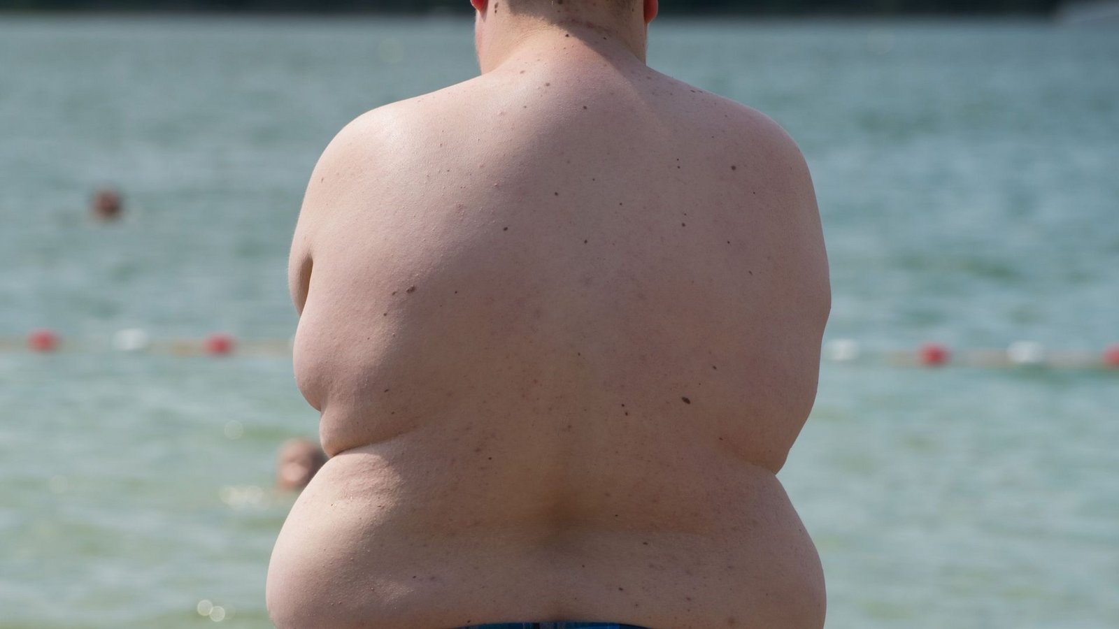 Zu dick? Fettleibigkeit schafft nicht nur  Frust, sondern kann auch zu Gesundheitsproblemen wie Diabetes führen.Foto: Sebastian Kahnert/dpa
