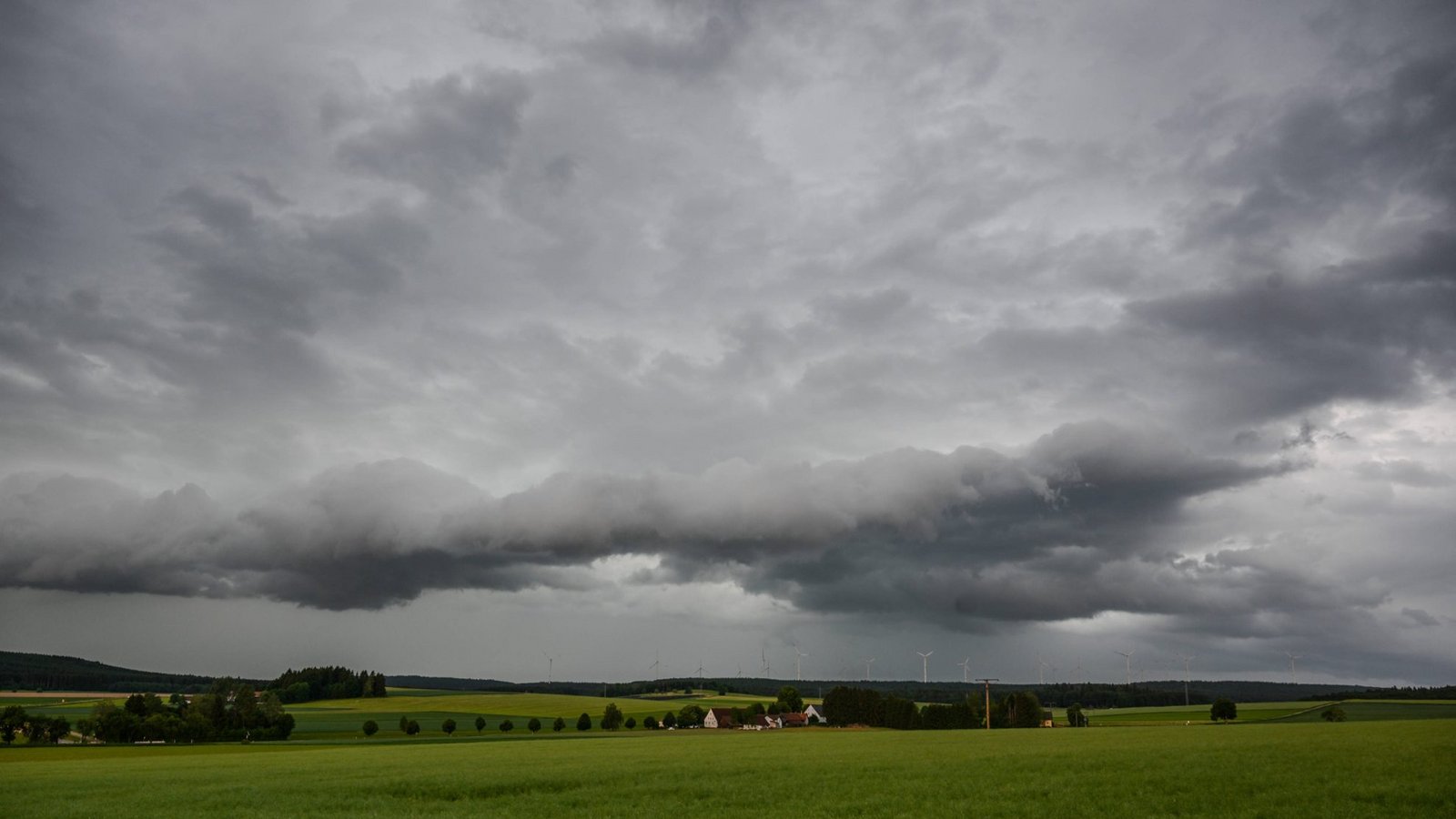 Auch heute kann es wieder Gewitter geben.Foto: IMAGO / onw-images