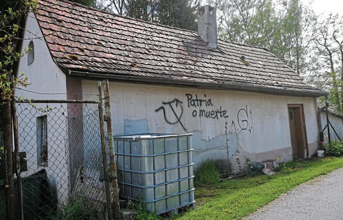 Das marode Gebäude Friedenstraße 26/1. Der Volksmund spricht vom „Herzenhäusle“.  Foto: p