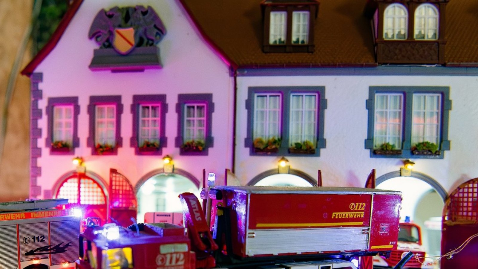Besonders Miniaturmodelle von Feuerwehrfahrzeugen haben es dem langjährigen Feuerwehrmann Horlacher angetan. Besonders Miniaturmodelle von Feuerwehrfahrzeugen haben es dem langjährigen Feuerwehrmann Horlacher angetan.