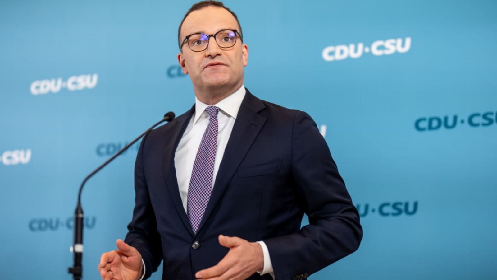 Er hat Talent – auch zum Skandal: Jens Spahn (CDU), Fraktionsvorsitzender von CDU/CSU im Bundestag.Michael Kappeler/dpa Er hat Talent – auch zum Skandal: Jens Spahn (CDU), Fraktionsvorsitzender von CDU/CSU im Bundestag.Michael Kappeler/dpa