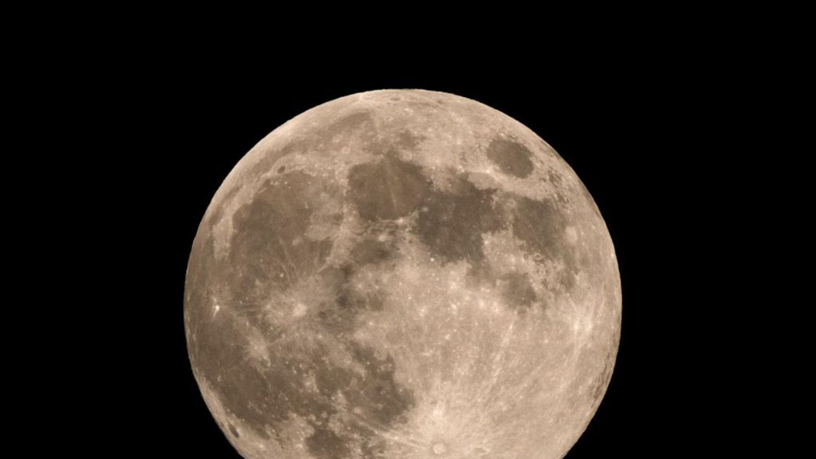 Damit wiegt der Blaue Planet 81 Mai mehr als der Mond, der 7,348 x 10 hoch 22 Kilogramm wiegt.Foto: dpa Damit wiegt der Blaue Planet 81 Mai mehr als der Mond, der 7,348 x 10 hoch 22 Kilogramm wiegt.Foto: dpa
