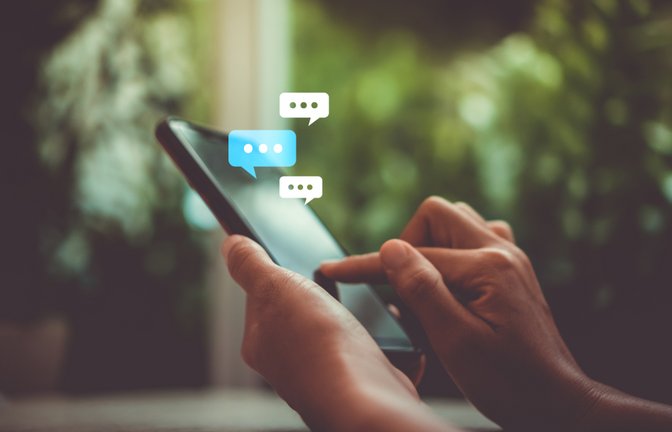 Abkürzungen sind beim Texten heutzutage üblich.<span class='image-autor'>Foto: antstang / shutterstock.com</span>