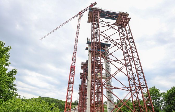 Bei dem Gondelabsturz im vergangenen Jahr starben drei Bauarbeiter.<span class='image-autor'>Foto: dpa/Christoph Schmidt</span>