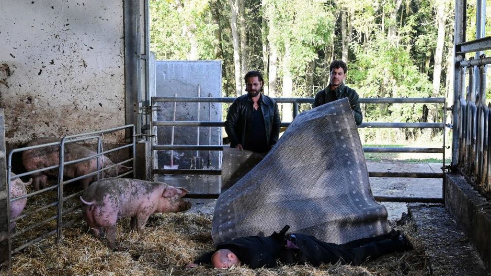 In der Serie geht es um zwei Brüder „im Kreuzfeuer zwischen kalabrischer und schwäbischer Mafia“, wie es der SWR beschreibt.Foto: Markus Fenchel In der Serie geht es um zwei Brüder „im Kreuzfeuer zwischen kalabrischer und schwäbischer Mafia“, wie es der SWR beschreibt.Foto: Markus Fenchel