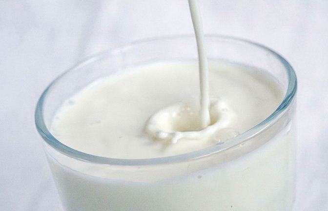 Die WHO empfiehlt pasteurisierte Milch.<span class='image-autor'>Foto: dpa/Sina Schuldt</span>