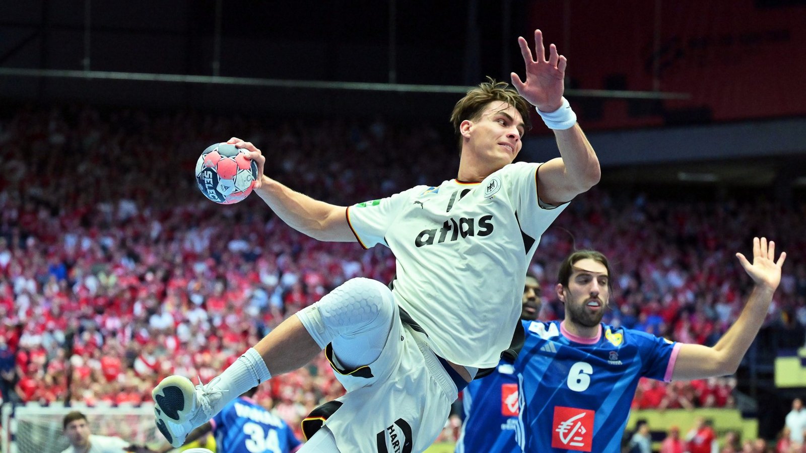Die Handball-Europameisterschaft der Männer 2026 läuft. Doch wo werden die EM-Spiele im TV und Livestream übertragen?Foto: picture alliance/dpa | Sina Schuldt Die Handball-Europameisterschaft der Männer 2026 läuft. Doch wo werden die EM-Spiele im TV und Livestream übertragen?Foto: picture alliance/dpa | Sina Schuldt