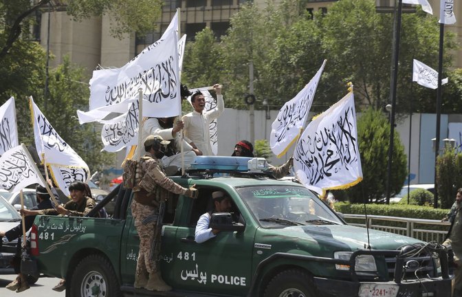 Feiernde Taliban in Kabul sind für viele Menschen eine Gefahr.<span class='image-autor'>Foto: dpa</span>