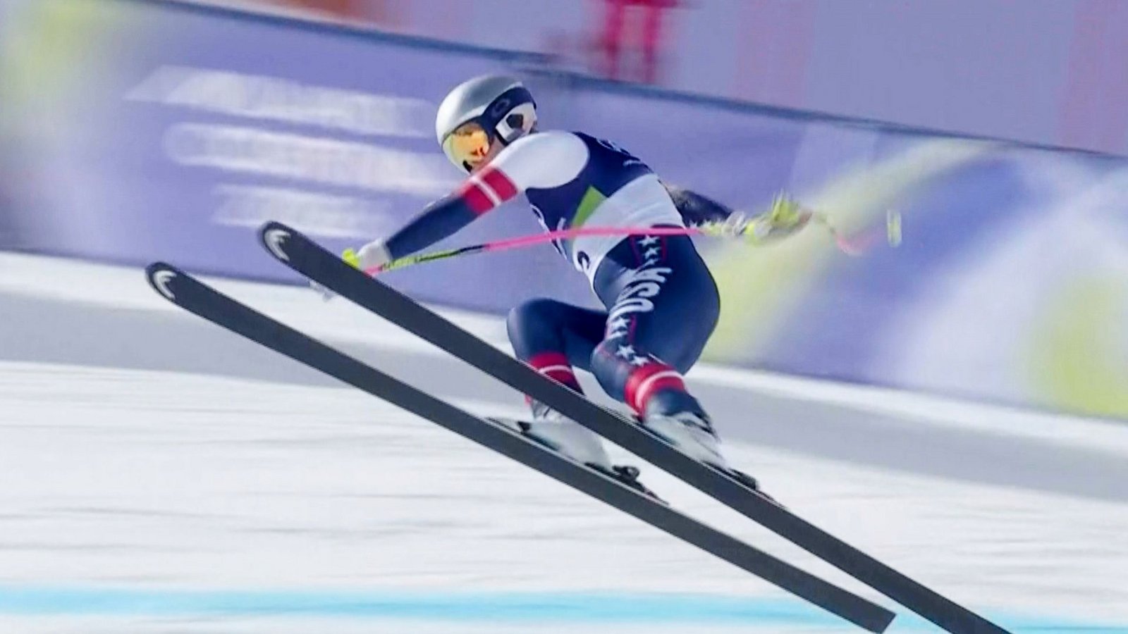 Bei ihrem Sturz bei den Winterspielen verletzte sich Lindsey Vonn schwer.Foto: Uncredited/Olympic Broadcasting/Uncredited Bei ihrem Sturz bei den Winterspielen verletzte sich Lindsey Vonn schwer.Foto: Uncredited/Olympic Broadcasting/Uncredited