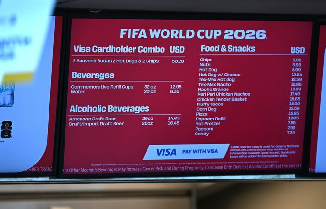 Die Bierpreise bei der WM sind größtenteils happig.<span class='image-autor'>Foto: Federico Gambarini/dpa</span>