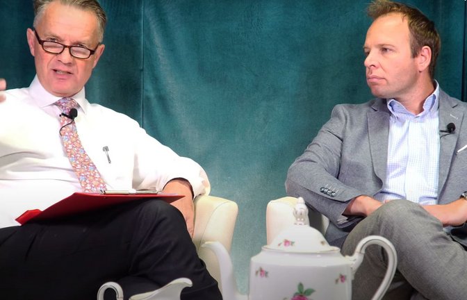 Wilfried Geissler (links) und Stefan Magnet, hier bei einem gemeinsamen Interview, sind Brüder im Geiste.<span class='image-autor'>Foto: Screenshot/SRGT</span>