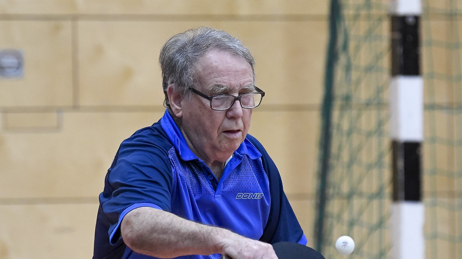 Richard Könne feiert mit den TTF Gündelbach gegen den TSV Heimsheim einen überzeugenden 9:3-Heimerfolg. Foto: Leitner