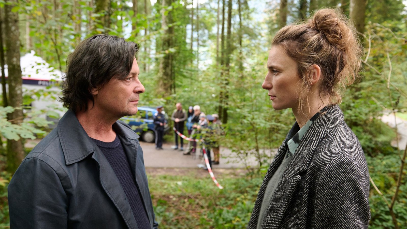 Der Kriminalpsychologe Thomas Meiberger (Fritz Karl) und die Hauptkommissarin Anna Grünwald (Lisa Schützenberger) sind nicht immer einer Meinung.Foto: ARD Degeto Film/Mona Film/Tivoli