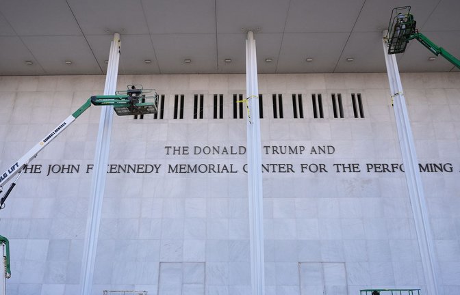 Die Kultureinrichtung soll nach dem Willen des US-Präsidenten für einen Umbau rund zwei Jahre geschlossen werden. (Archivbild)<span class='image-autor'>Foto: Jacquelyn Martin/AP/dpa</span>