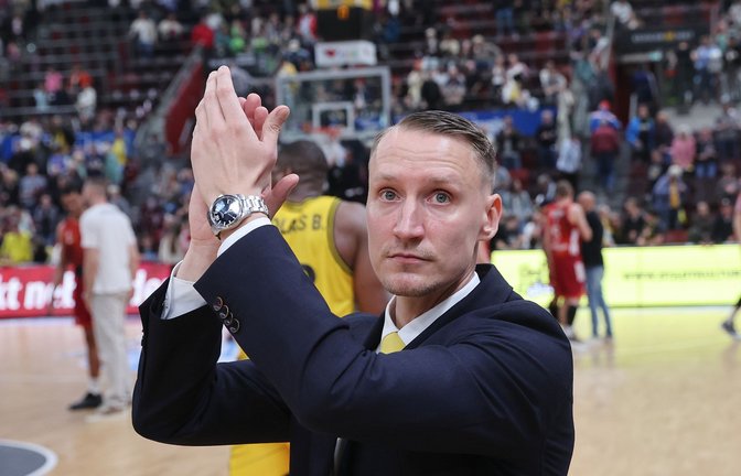 Ob Trainer Mikko Riipinen  in Ludwigsburg bleibt, ist ungewiss.<span class='image-autor'>Foto: Baumann/Hansi Britsch</span>