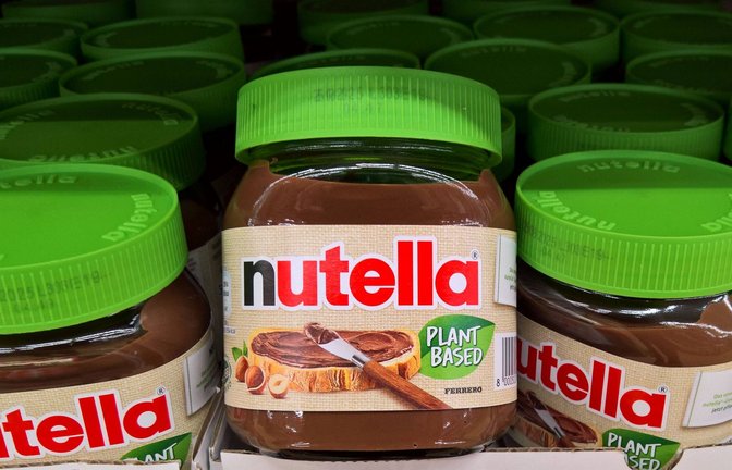 Die „plant based“ Nutella ist seit diesem Jahr im deutschen Einzelhandel erhältlich.<span class='image-autor'>Foto: IMAGO/Manfred Segerer/IMAGO/Manfred Segerer</span>