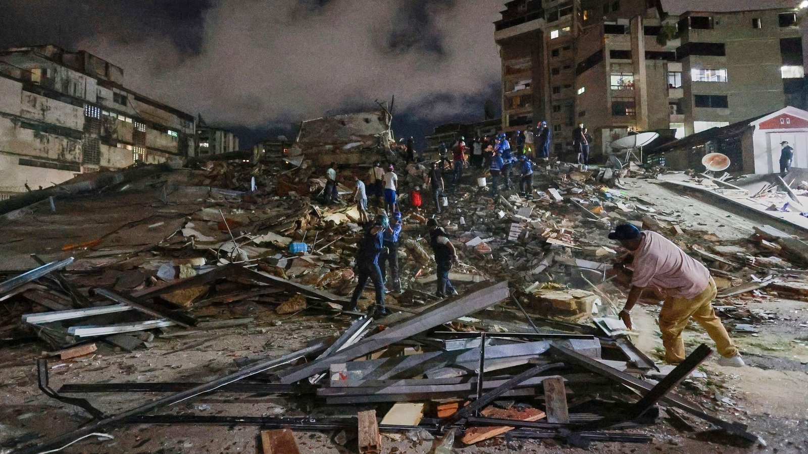 Das Erdbeben der Stärke 7,5 in Venezuela ist nach Angaben der US-Erdbebenwarte USGS das Stärkste seit mehr als einem Jahrhundert.Foto: Javier Campos/AP/dpa Das Erdbeben der Stärke 7,5 in Venezuela ist nach Angaben der US-Erdbebenwarte USGS das Stärkste seit mehr als einem Jahrhundert.Foto: Javier Campos/AP/dpa