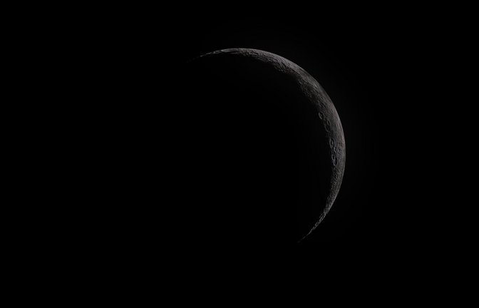 Erfahren Sie, wann genau der nächste Neumond im Januar stattfindet. Alle Termine für Neumond & Vollmond im Mondkalender 2026<span class='image-autor'>Foto: Yury Kirichenko / Shutterstock.com</span>