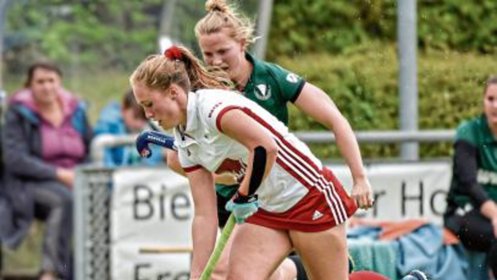 Lena Klösel hat mit dem Bietigheimer HTC den ersten Sieg in der noch jungen Saison der 2. Bundesliga eingefahren. Foto: Archiv/Leitner Lena Klösel hat mit dem Bietigheimer HTC den ersten Sieg in der noch jungen Saison der 2. Bundesliga eingefahren. Foto: Archiv/Leitner