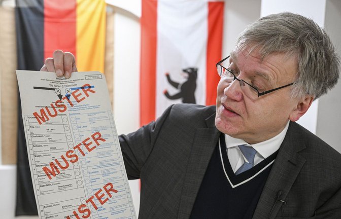 Stephan Bröchler soll als Landeswahlleiter sicherstellen, dass dieses Mal alles klappt.<span class='image-autor'>Foto: dpa/Jens Kalaene</span>
