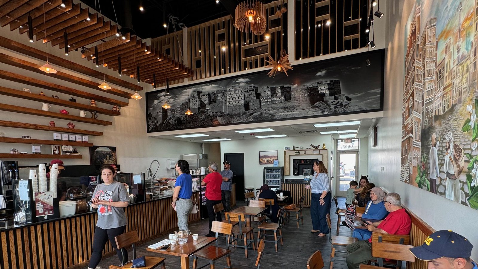 Im Qahwah-House, einem Café in Dearborn, Michigan, treffen sich die arabischstämmigen Bewohner.Foto: Im Qahwah-House, einem Café in Dearborn, Michigan, treffen sich die arabischstämmigen Bewohner.Foto: 