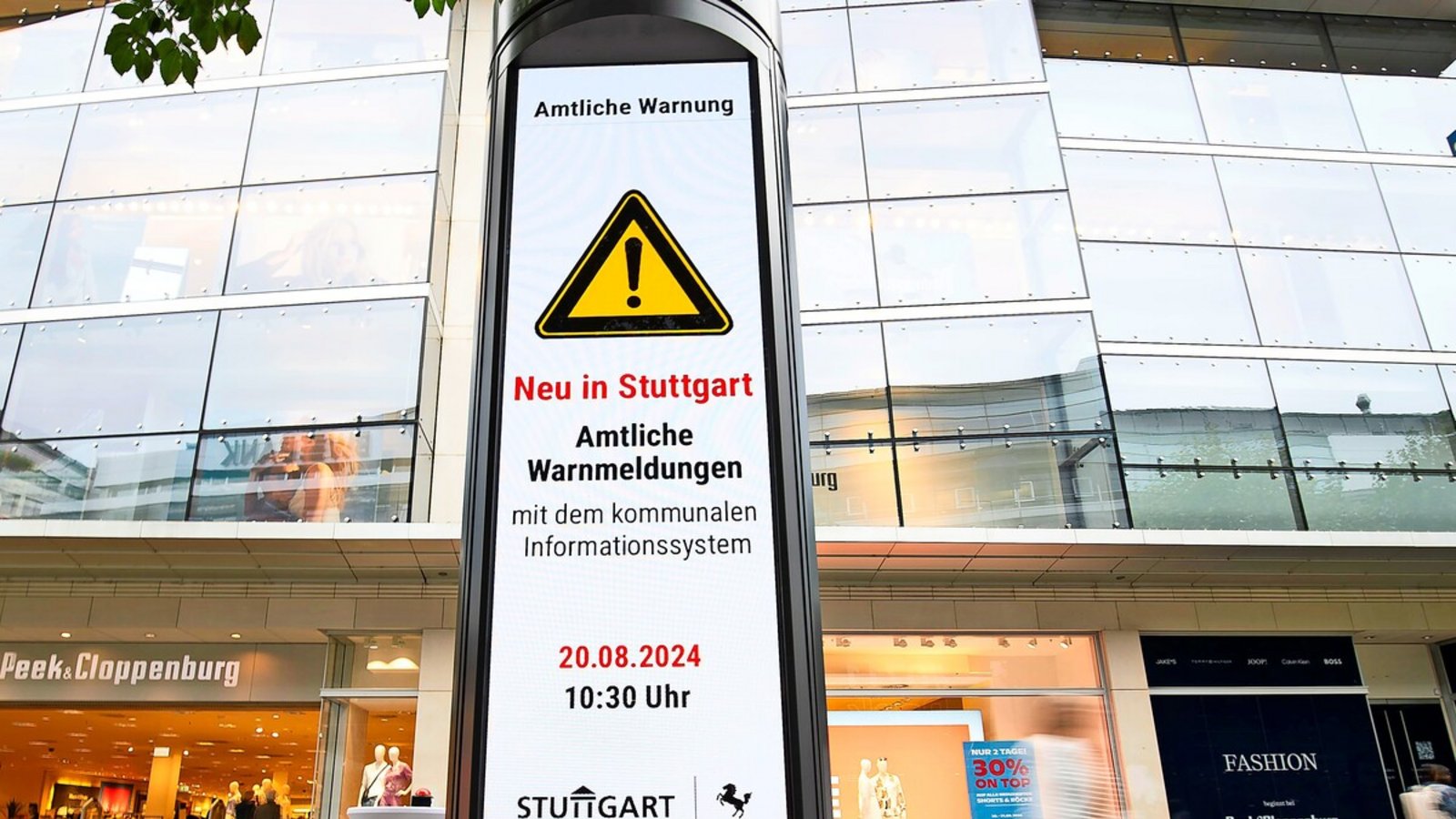 Etwa 300 Anzeigetafeln und Litfaßsäulen stehen zur Verfügung.Foto: Lichtgut/Leif Piechowski Etwa 300 Anzeigetafeln und Litfaßsäulen stehen zur Verfügung.Foto: Lichtgut/Leif Piechowski