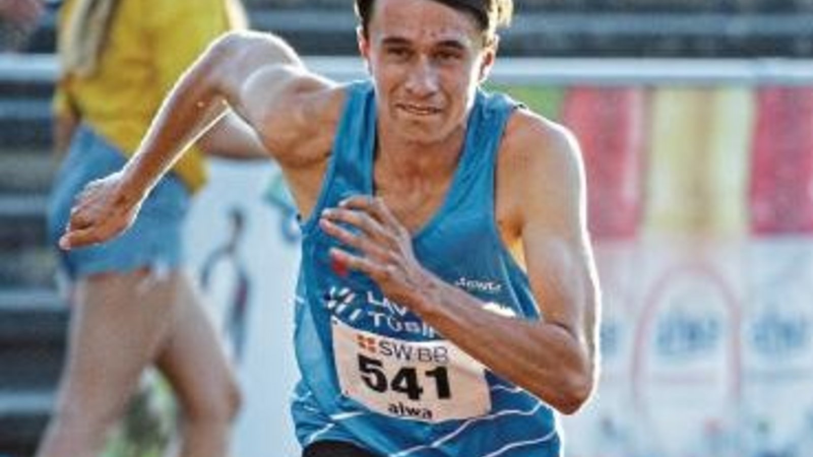Paul Jelden war bisher eher auf den Strecken der Mittel- und Langdistanz zu Hause, lief in Besigheim aber die 400 Meter. Foto: Baumann