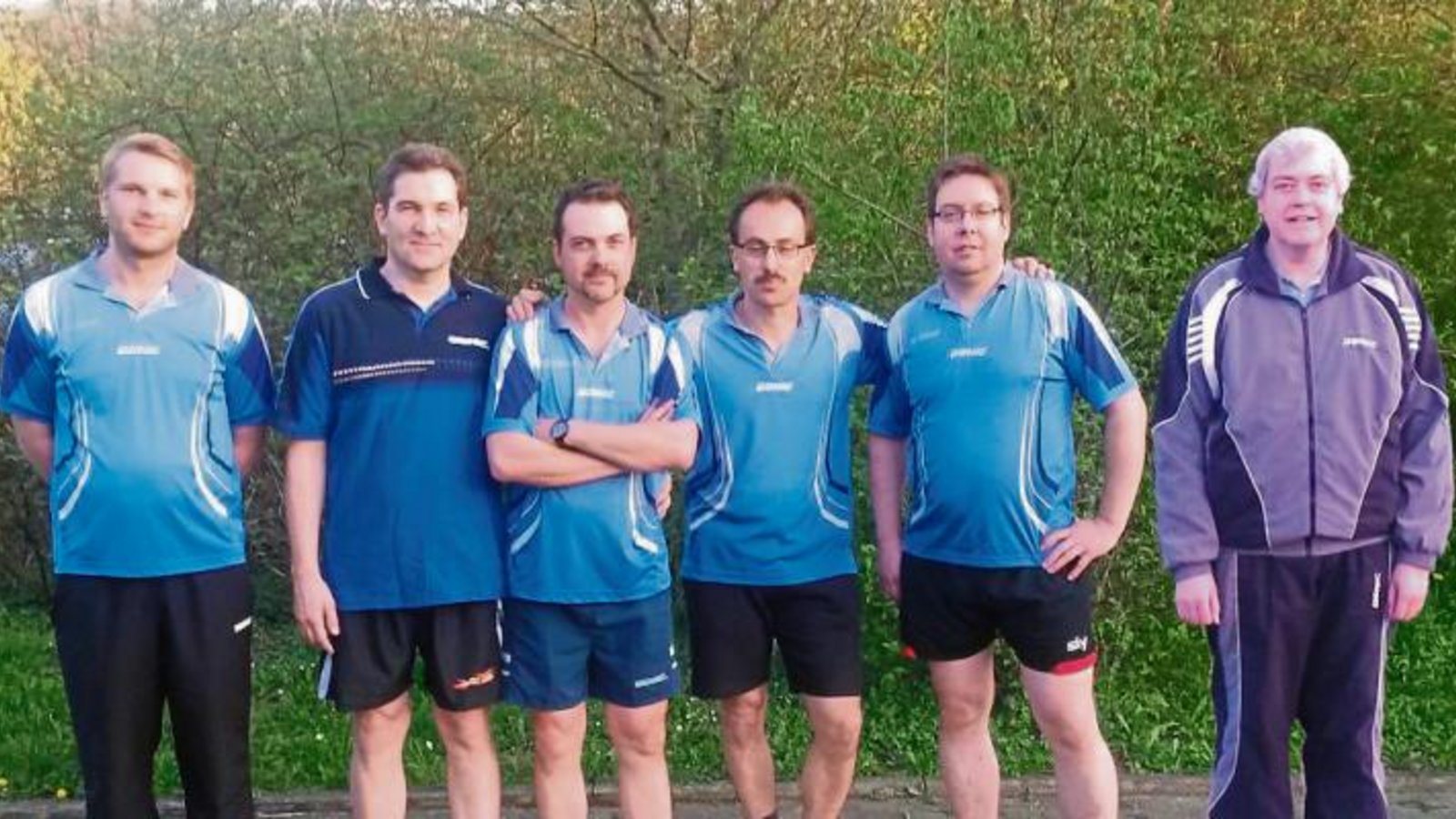 Meister der Tischtennis-Kreisklasse C Gruppe 3: Sascha Abel, Ingo Nagel, Oliver Zöhrer, Stefan Schick, Michael Bauer und Gunter Leucht (von links). Foto: privat Meister der Tischtennis-Kreisklasse C Gruppe 3: Sascha Abel, Ingo Nagel, Oliver Zöhrer, Stefan Schick, Michael Bauer und Gunter Leucht (von links). Foto: privat
