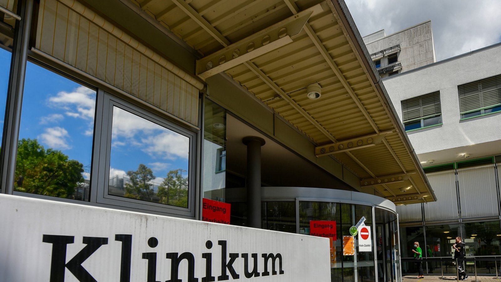 Allein die Kliniken haben im nächsten Jahr einen Zuschussbedarf von 30 Millionen Euro. Der Kreis muss deshalb neue Schulden machen. Archivfoto: RKH Allein die Kliniken haben im nächsten Jahr einen Zuschussbedarf von 30 Millionen Euro. Der Kreis muss deshalb neue Schulden machen. Archivfoto: RKH