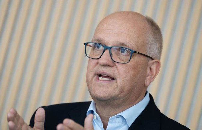 LBBW-Chef Rainer Neske rechnet mit der deutschen Langsamkeit ab und fordert eine Rückbesinnung auf Leistung und Innovation.<span class='image-autor'>Lichtgut/Leif Piechowski</span>