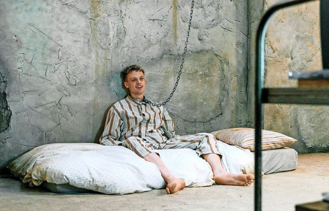 Im Keller in Ketten: Anson Boon als Antiheld Tommy in „Good Boy“.<span class='image-autor'>Foto: epd/Verleih</span>