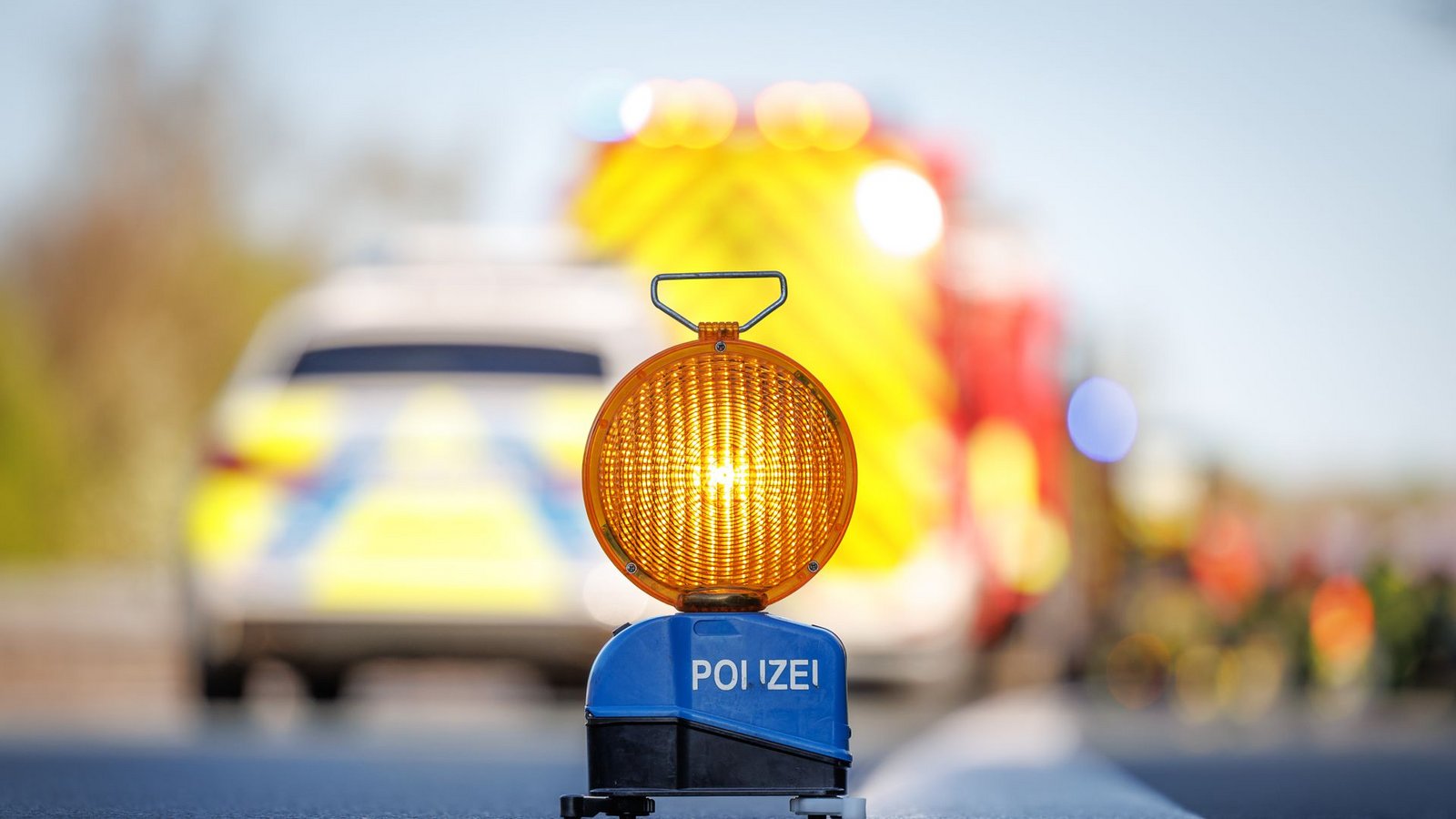 Die Polizei musste die Autobahn sperren. (Symbolfoto)Foto: Friso Gentsch/dpa/Friso Gentsch Die Polizei musste die Autobahn sperren. (Symbolfoto)Foto: Friso Gentsch/dpa/Friso Gentsch
