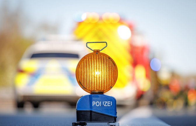 Die Polizei musste die Autobahn sperren. (Symbolfoto)<span class='image-autor'>Foto: Friso Gentsch/dpa/Friso Gentsch</span>