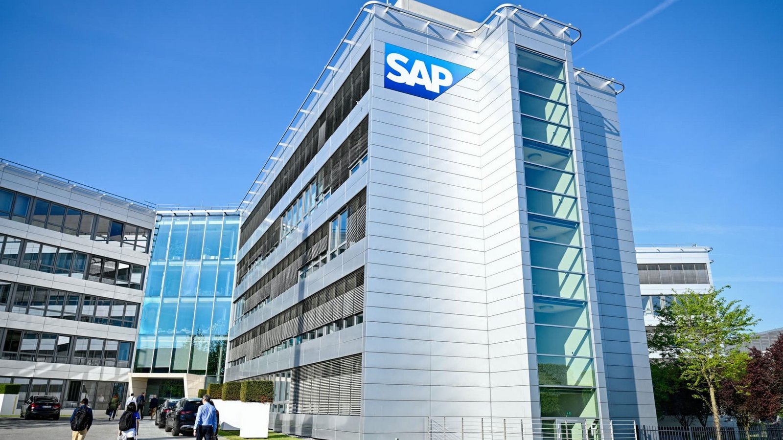 Der deutsche Konzern SAP ist vor allem für seine Software zur Unternehmenssteuerung (ERP) bekannt. (Archivbild)Uwe Anspach/dpa Der deutsche Konzern SAP ist vor allem für seine Software zur Unternehmenssteuerung (ERP) bekannt. (Archivbild)Uwe Anspach/dpa