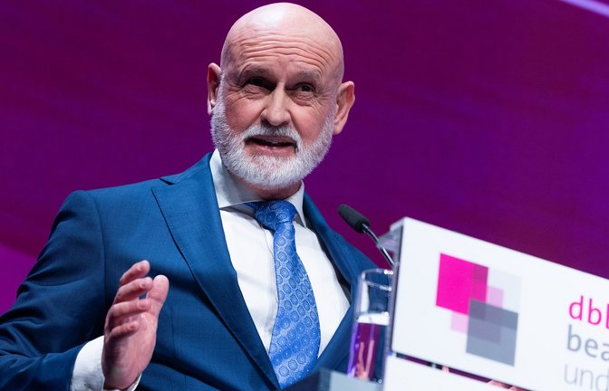 Volker Geyer hält jegliche Diskussionen über sogenannte Beamten-Privilegien für populistisch.<span class='image-autor'>Foto: Rolf Vennenbernd/dpa</span>