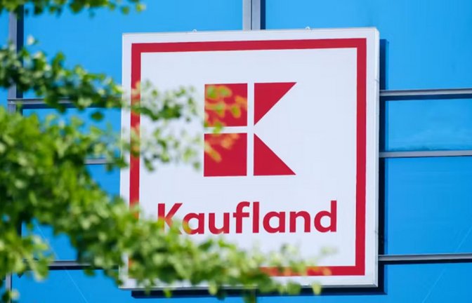 Das zurückgerufene Katzenfutter war im Kaufland erhältlich. (Symbolbild)<span class='image-autor'>Foto: imago stock&people</span>