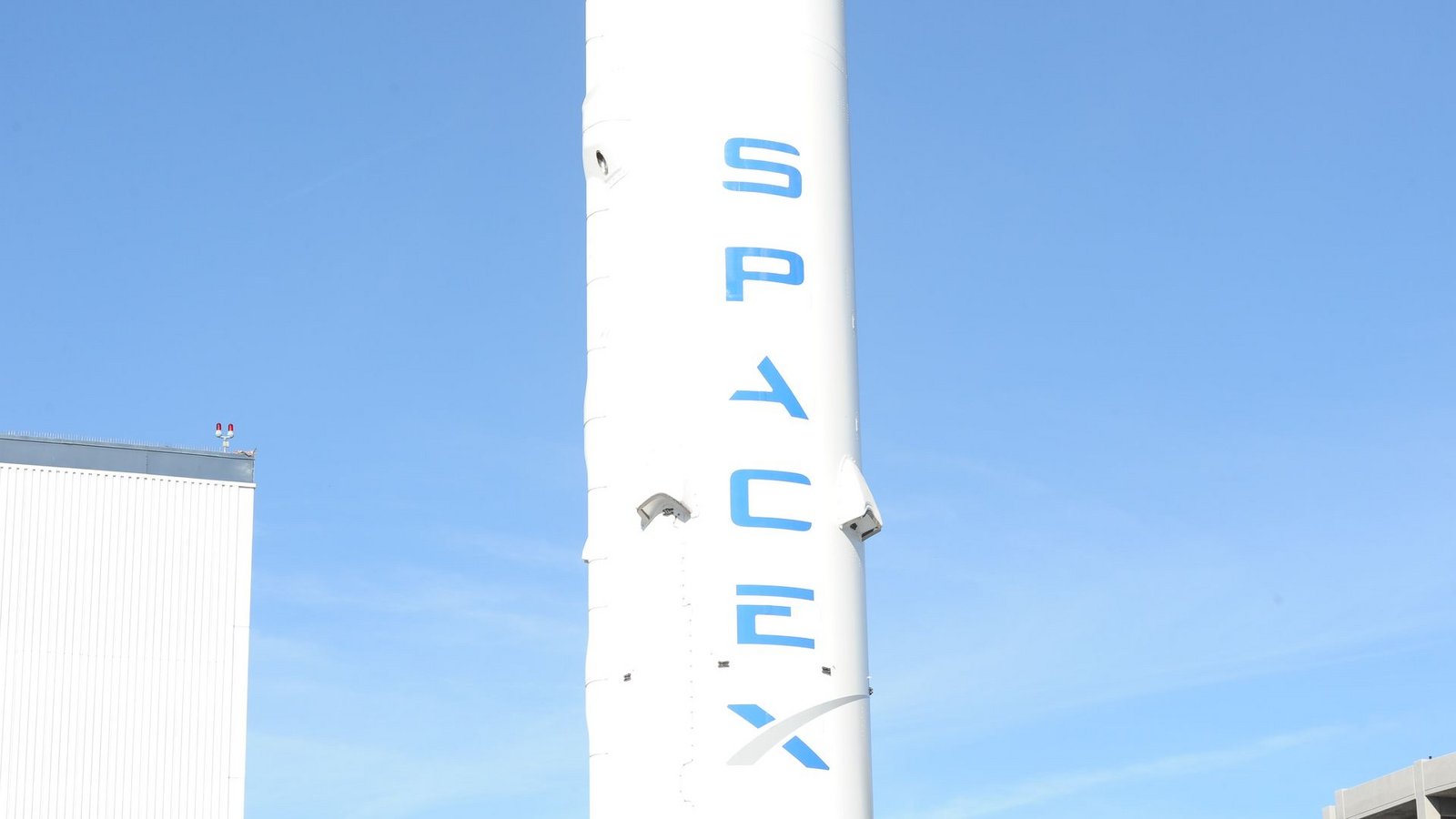 Mit der Rakete Falcon 9 machte sich SpaceX unverzichtbar für die US-Raumfahrt. (Archivbild)Foto: Andrej Sokolow/dpa Mit der Rakete Falcon 9 machte sich SpaceX unverzichtbar für die US-Raumfahrt. (Archivbild)Foto: Andrej Sokolow/dpa