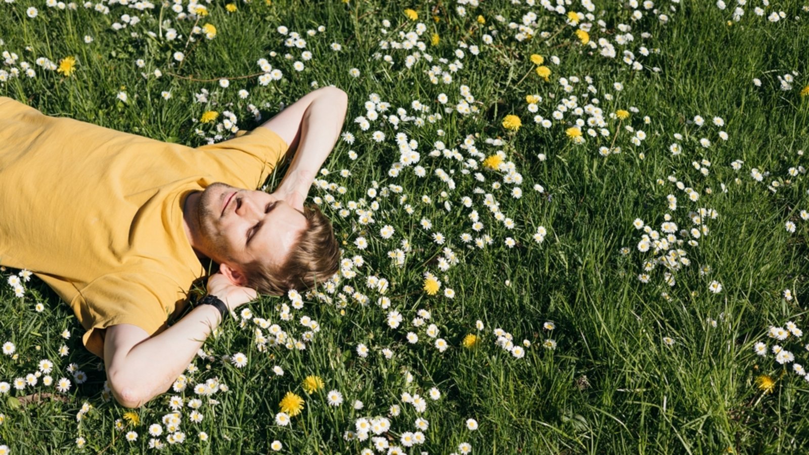 Ab welchem UV-Index die Haut braun wird, wie UV-A und UV-B wirken und warum Sonnenschutz dabei wichtig bleibt – hier gibt’s alle Infos kompakt erklärt.Foto: Girts Ragelis / Shutterstock.com Ab welchem UV-Index die Haut braun wird, wie UV-A und UV-B wirken und warum Sonnenschutz dabei wichtig bleibt – hier gibt’s alle Infos kompakt erklärt.Foto: Girts Ragelis / Shutterstock.com