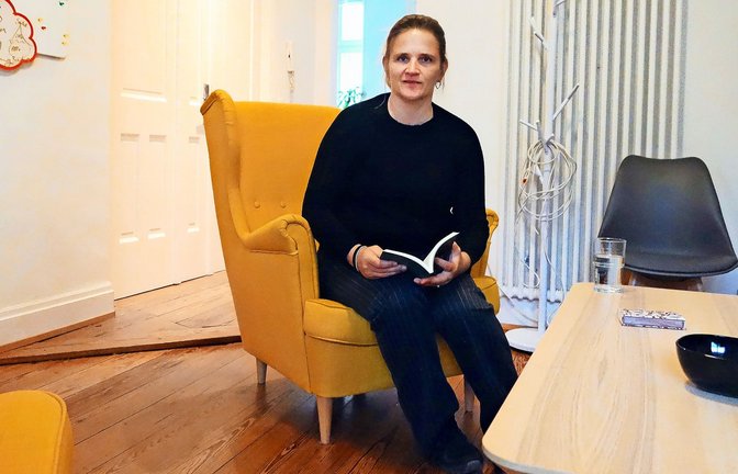 Sarah Pohl im Besprechungszimmer<span class='image-autor'>Foto: Astrid Möslinger</span>