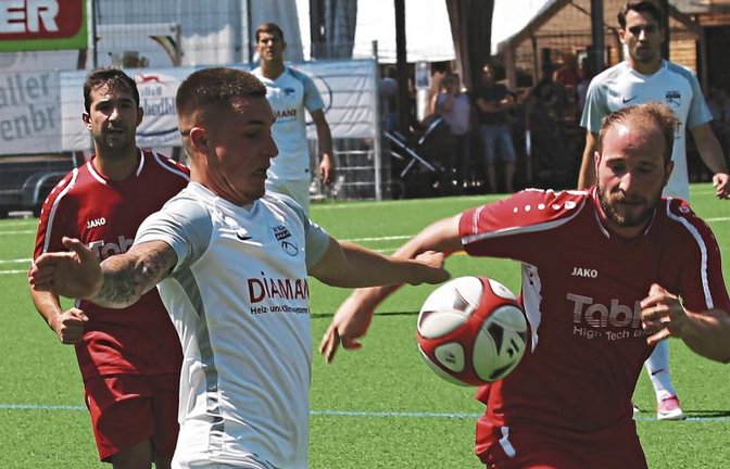 Der SV Riet mit Maurizio Aprigliano gewinnt den ersten Bürger-Maultaschen-Cup. Foto: Küppers