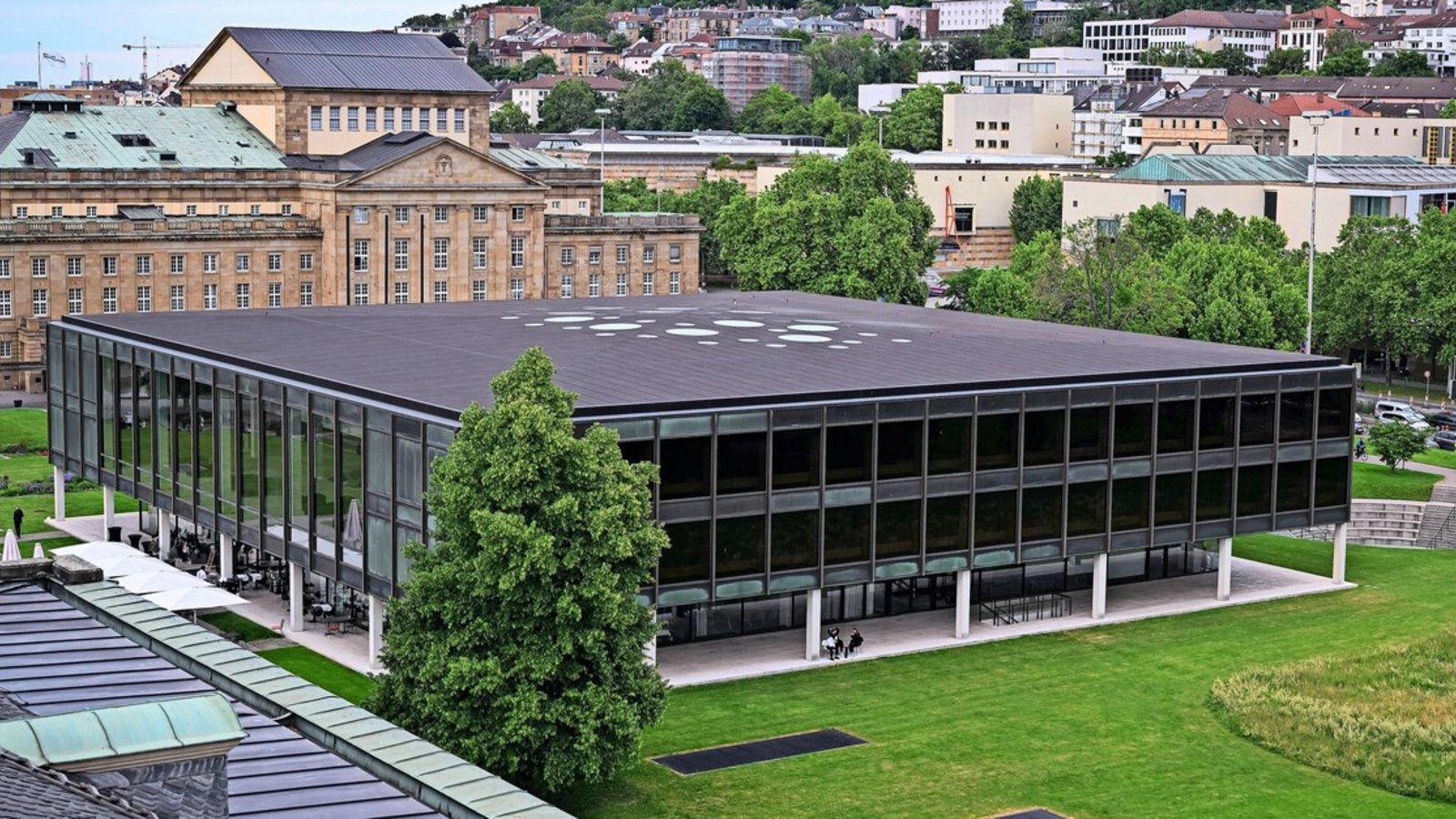 Prägt das Stuttgarter Stadtbild: das Haus des LandtagsFoto: imago/Ulmer/Teamfoto Prägt das Stuttgarter Stadtbild: das Haus des LandtagsFoto: imago/Ulmer/Teamfoto