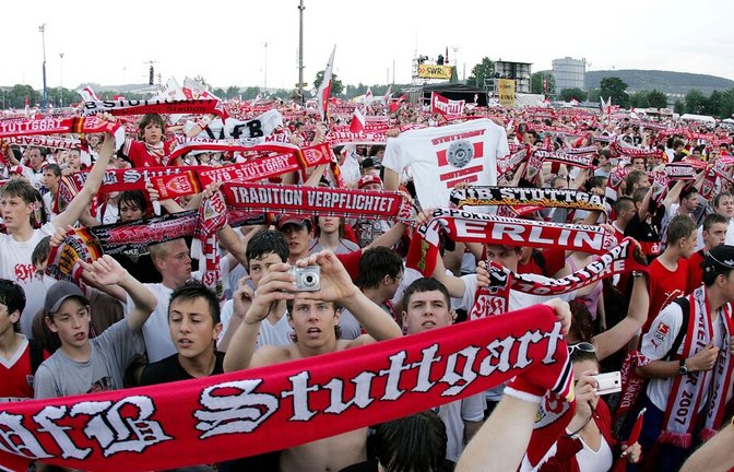 Das verlorene Pokalfinale 2007 haben viele VfB-Fans auf dem Cannstatter Wasen miterlebt.<span class='image-autor'>Foto: /Baumann</span>