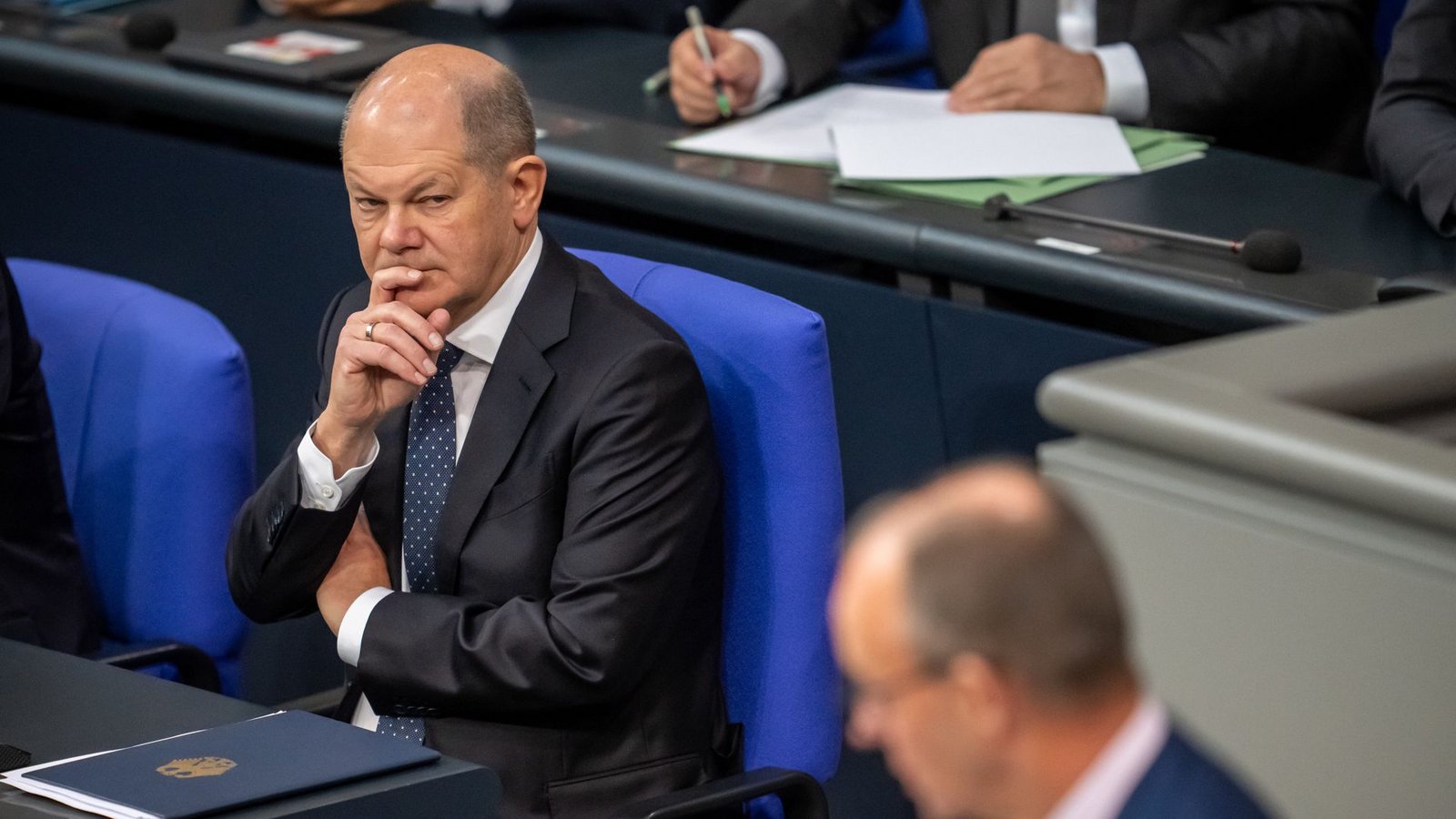 Olaf Scholz schlug nach seiner Regierungserklärung am Dienstag im Bundestag Kritik entgegen.Foto: dpa/Michael Kappeler