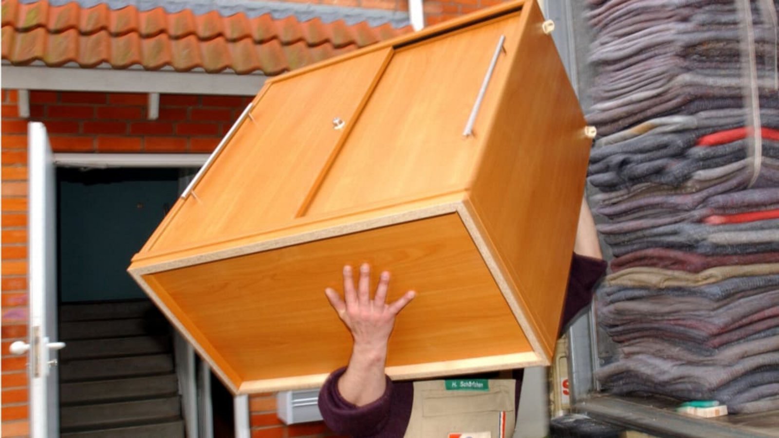 Ein Haus wird geräumt. Was kann weg, was kann man noch brauchen?dpa Ein Haus wird geräumt. Was kann weg, was kann man noch brauchen?dpa
