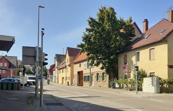 In der Vaihinger Straße soll eine Neubebauung durch die Gemeinde erfolgen.  <span class='image-autor'>Foto: Glemser</span>