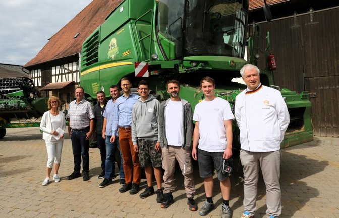 Enkreis-Vertreter informieren über die Ernte.