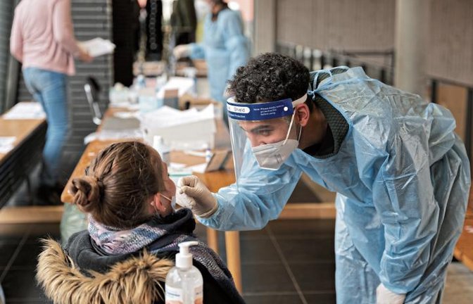 Mehr als 170 Schnelltests wurden am ersten Schultag abgenommen – alle negativ.  Foto: p